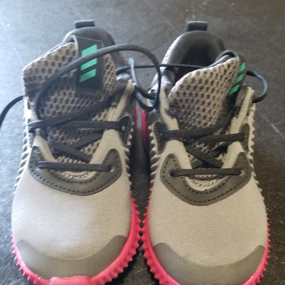 Adidas size 7c